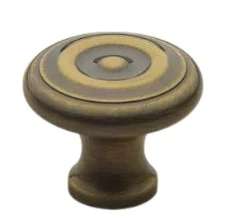 Tirador de Gaveta o Puerta de Bronce Sólido de 1,25" Modelo Colonial Baldwin Color 050 Baldwin Hardware Corp.