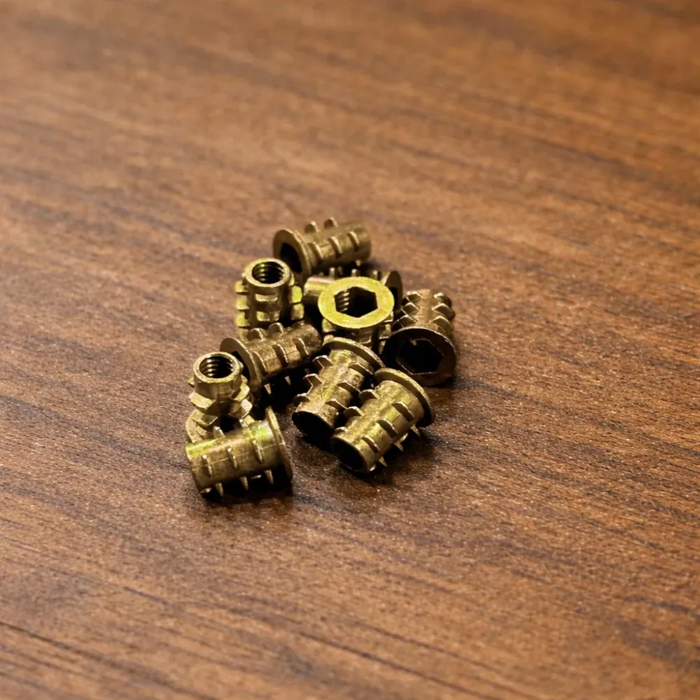 Buje Inserto Metàlico Rosca 4mm Exterior 7mm 10/Unidades