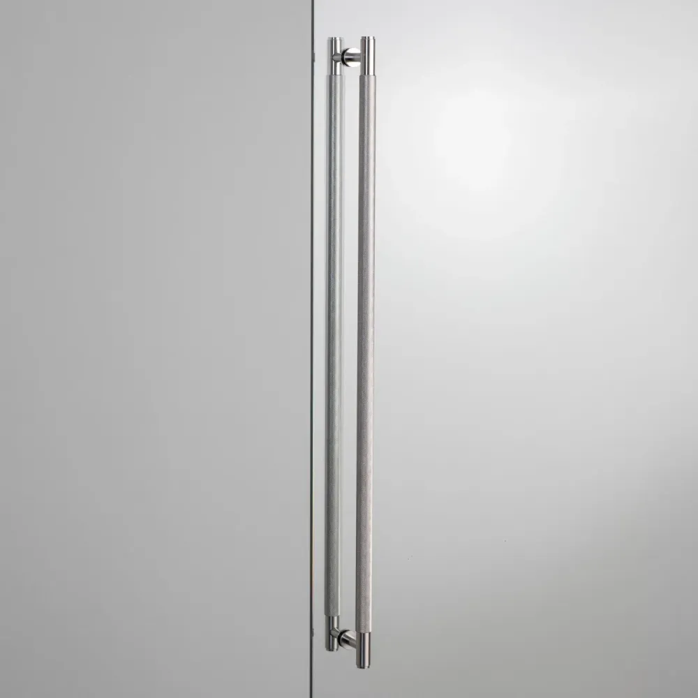 CLOSET BAR DOUBLE-SIDED BUSTER + PUNCH