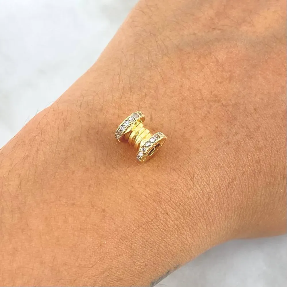 Herraje Rústico Carrete 2.25gr / 0.9cm / Circones Blancos Oro Amarillo 18K