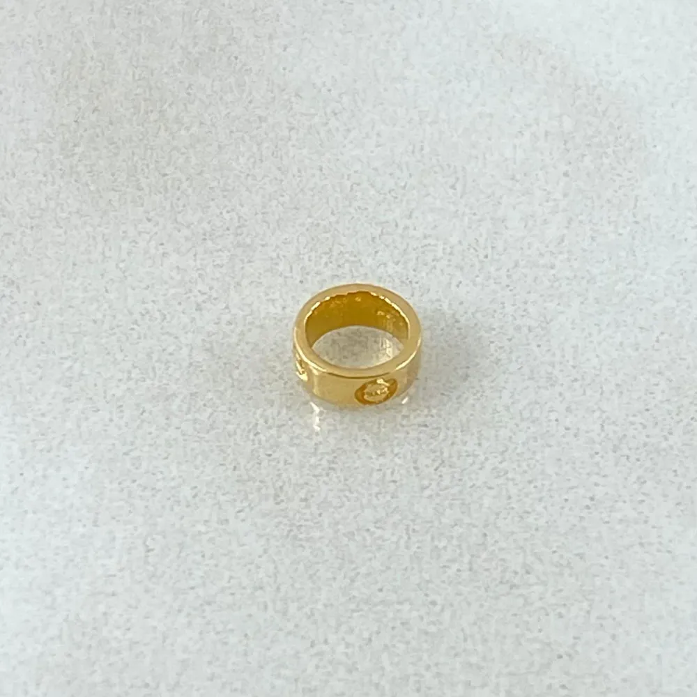 Herraje Tribal 0.3gr / 0.8cm / Ovalado Oro Amarillo ©