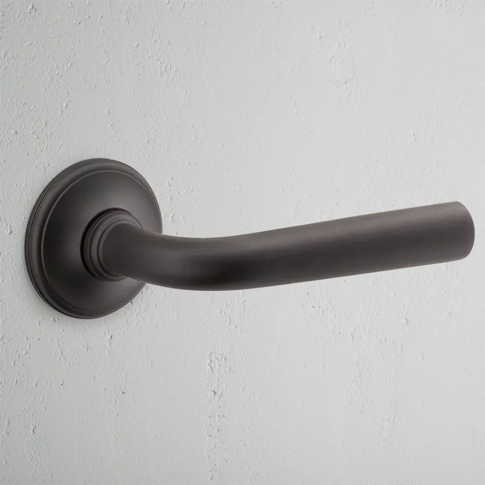 Manilla para puertas Apsley (fija) - Bronce