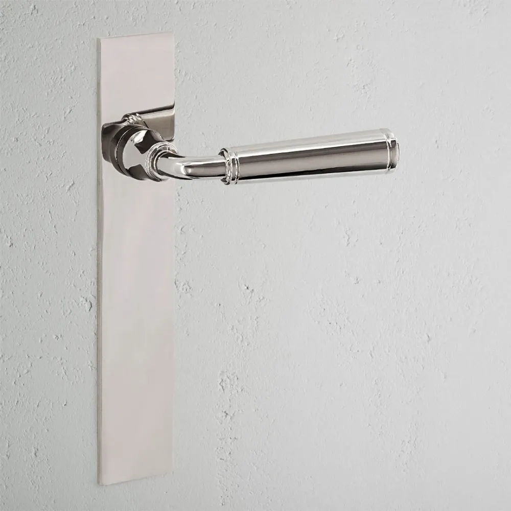 Manilla para puertas Digby con placa larga (fija) - Níquel pulido