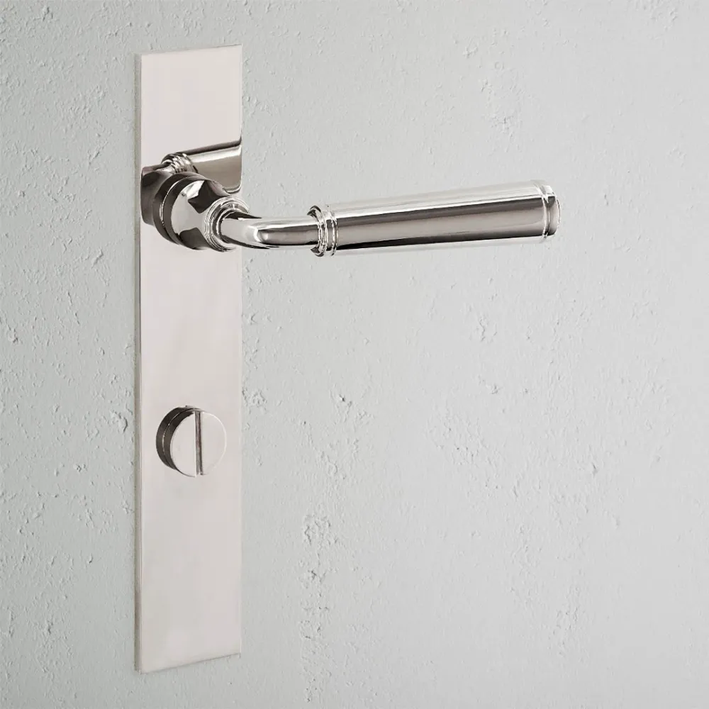 Manilla para puertas Digby con placa larga (con muelle) y condena - Níquel pulido