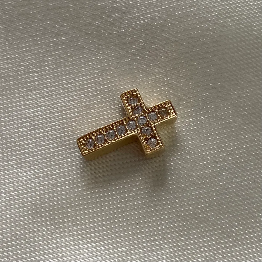 Herraje Cruz 1.15gr/1.2cm Circones Blancos Oro Amarillo Medellin
