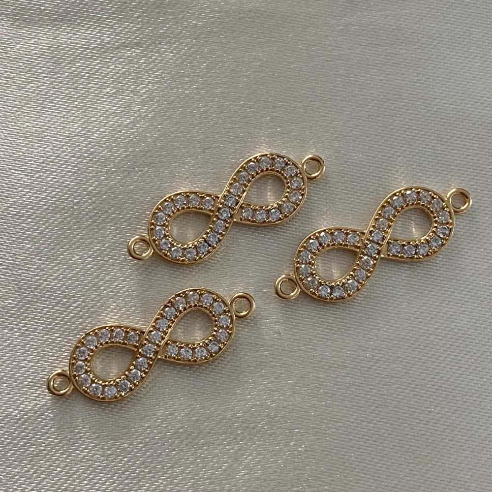 Herraje Infinito 1.5gr/2.5cm Oro Amarillo Circones Blancos Medellin