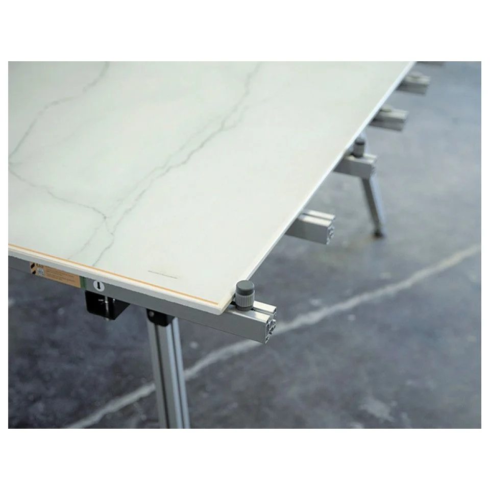 Mesa de losa delgada HD Omega Diamond Inc.