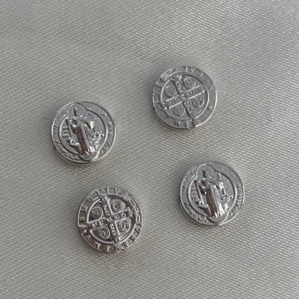 Herraje San Benito 0.4gr/1.8cm Tambor Oro Blanco* Oro Nacional
