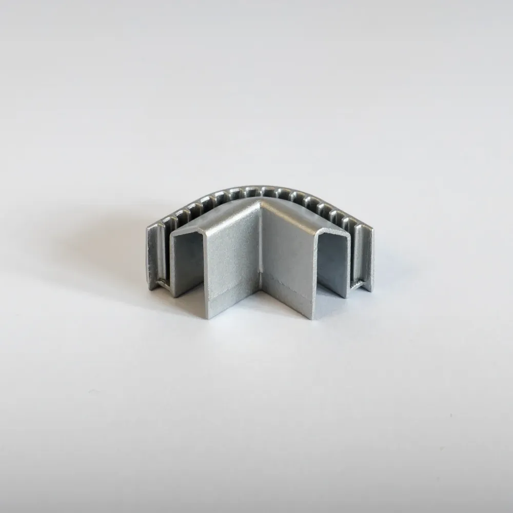 Edge - External Corner Connector Sensio Lighting