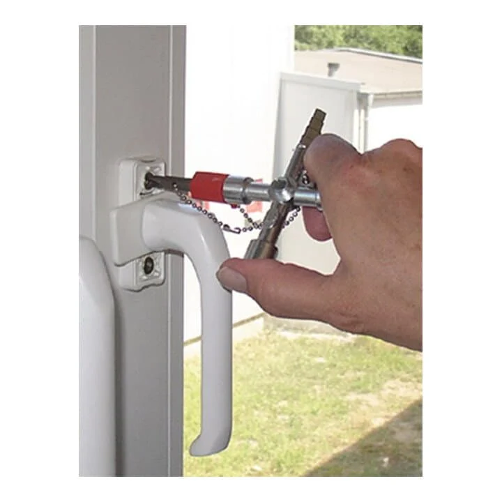 SCHUEBO llave para armario de distribución 820 M03 13 funciones ( 4000829759 ) Schuebo GmbH