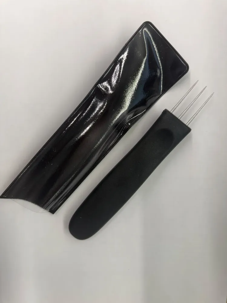 Punzonador embutido 3 pinchos Negro 4065. TEOFILO ROSETE, S.L. SOCIEDAD
